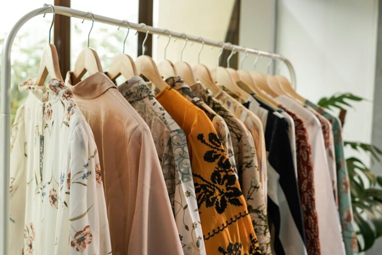 Discover the Latest Trends in Fashion with Styleboat Studio